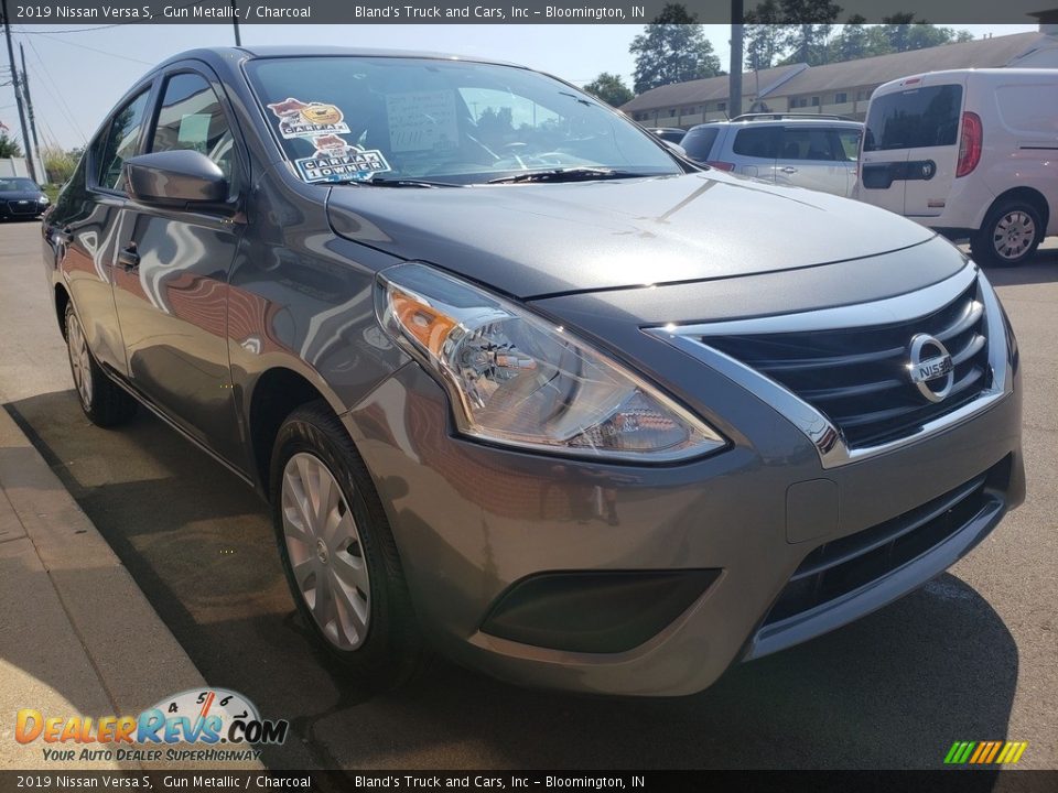 2019 Nissan Versa S Gun Metallic / Charcoal Photo #30