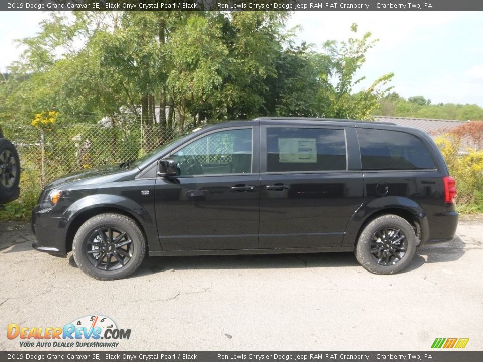 2019 Dodge Grand Caravan SE Black Onyx Crystal Pearl / Black Photo #2