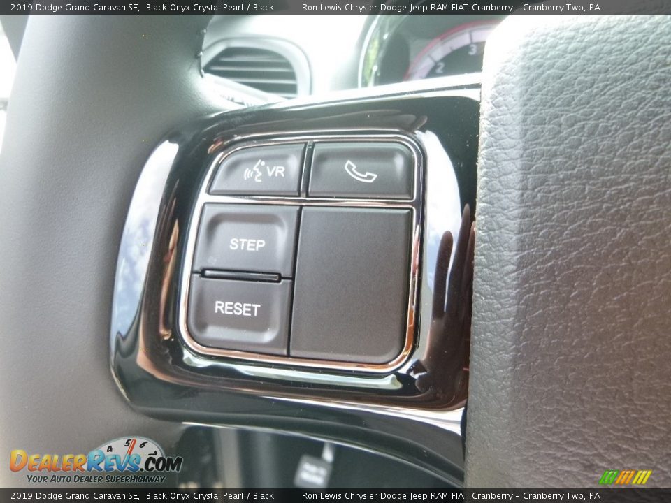 2019 Dodge Grand Caravan SE Black Onyx Crystal Pearl / Black Photo #17