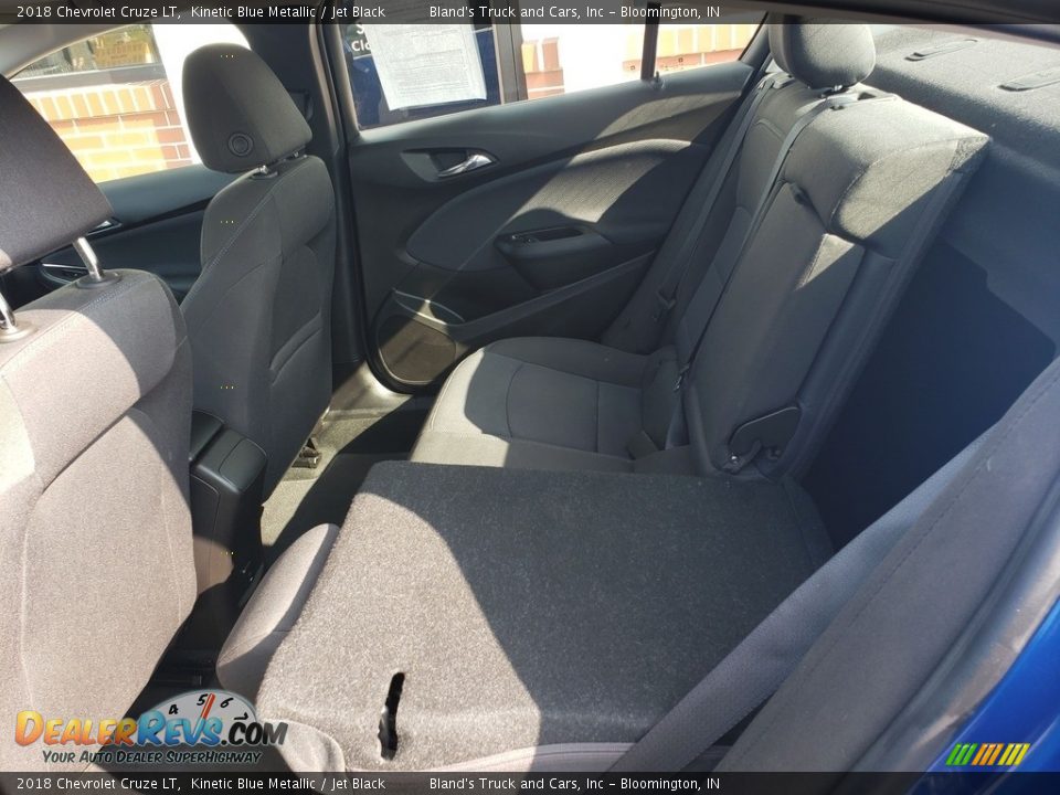 2018 Chevrolet Cruze LT Kinetic Blue Metallic / Jet Black Photo #28