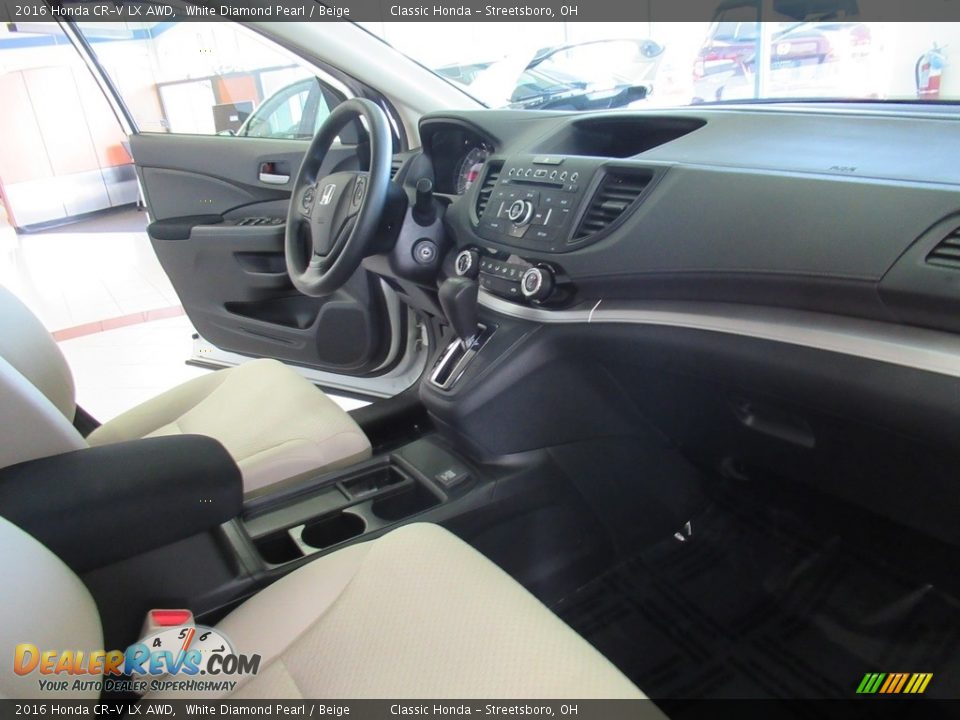 2016 Honda CR-V LX AWD White Diamond Pearl / Beige Photo #18