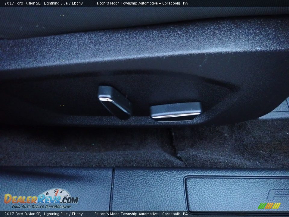 2017 Ford Fusion SE Lightning Blue / Ebony Photo #13