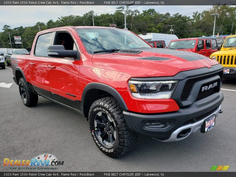 Front 3/4 View of 2020 Ram 1500 Rebel Crew Cab 4x4 Photo #1