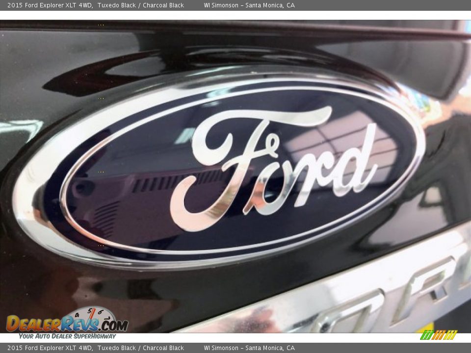 2015 Ford Explorer XLT 4WD Tuxedo Black / Charcoal Black Photo #7