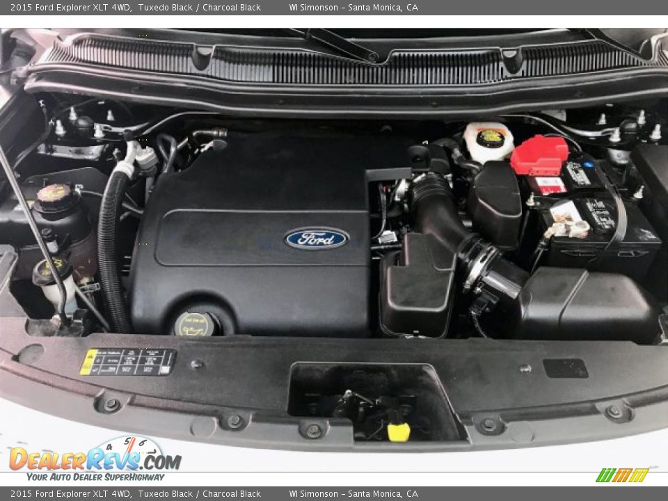 2015 Ford Explorer XLT 4WD Tuxedo Black / Charcoal Black Photo #9