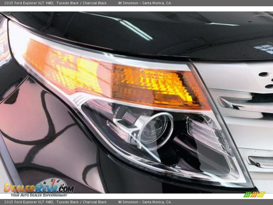 2015 Ford Explorer XLT 4WD Tuxedo Black / Charcoal Black Photo #31