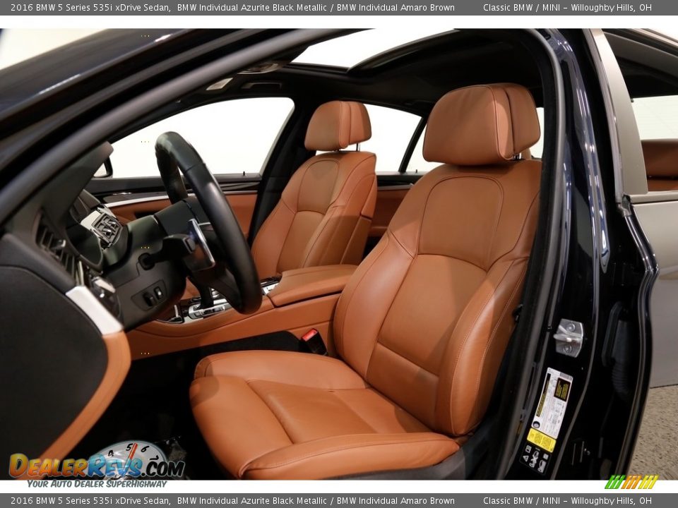 Front Seat of 2016 BMW 5 Series 535i xDrive Sedan Photo #5