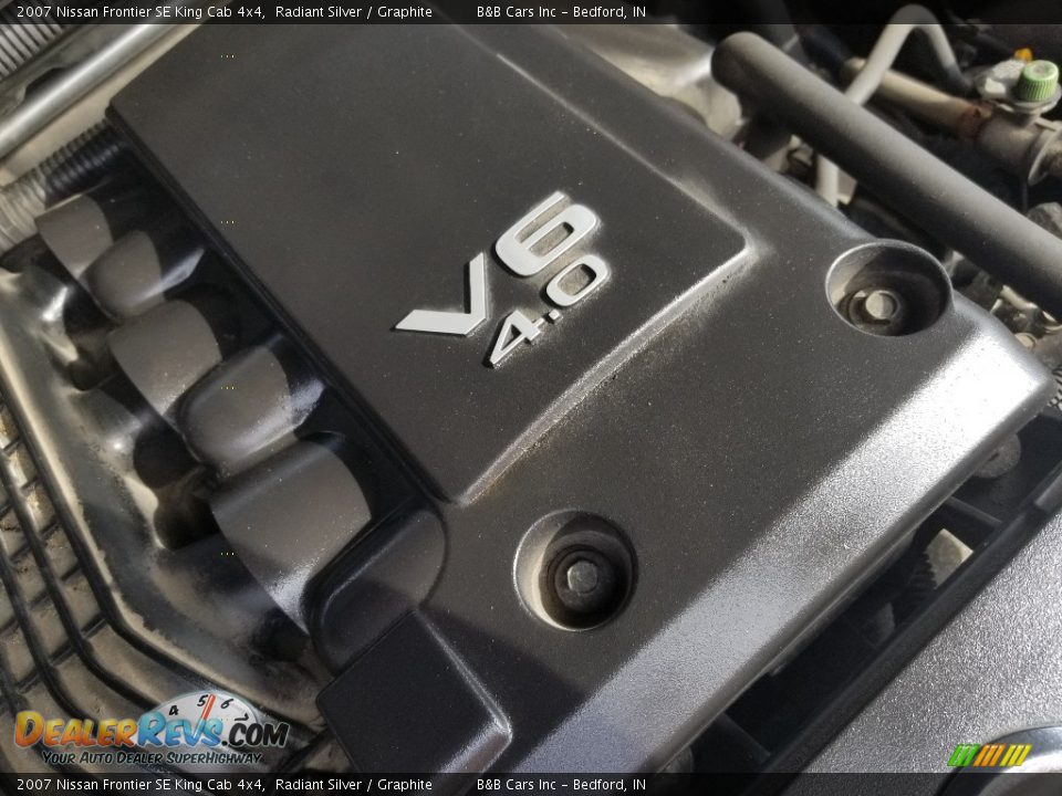 2007 Nissan Frontier SE King Cab 4x4 Radiant Silver / Graphite Photo #27