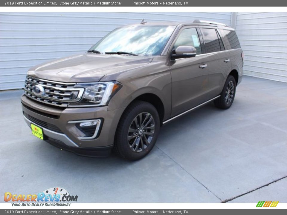Front 3/4 View of 2019 Ford Expedition Limited Photo #4