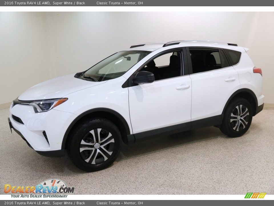 2016 Toyota RAV4 LE AWD Super White / Black Photo #3