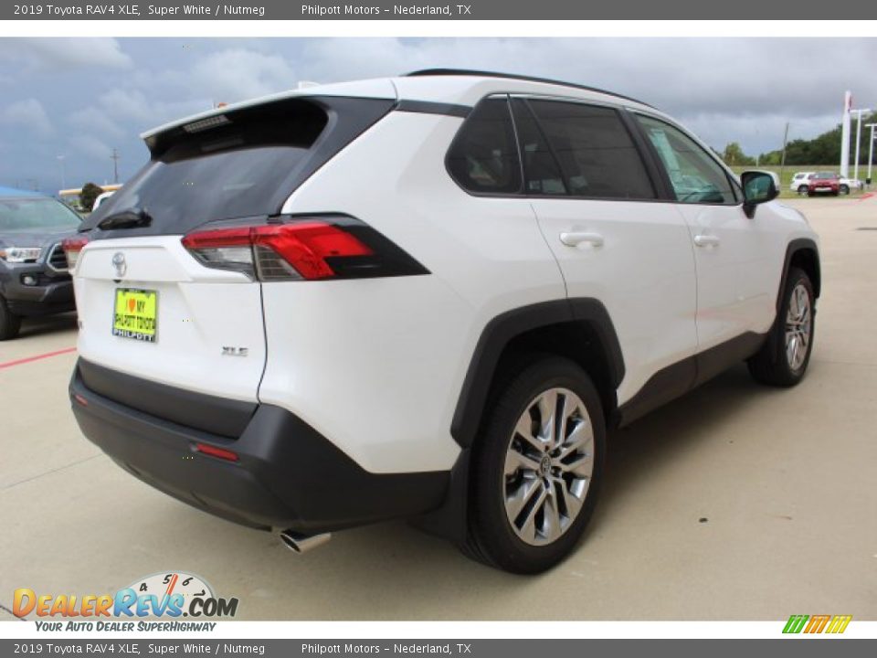 2019 Toyota RAV4 XLE Super White / Nutmeg Photo #7