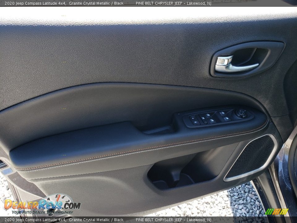 2020 Jeep Compass Latitude 4x4 Granite Crystal Metallic / Black Photo #8