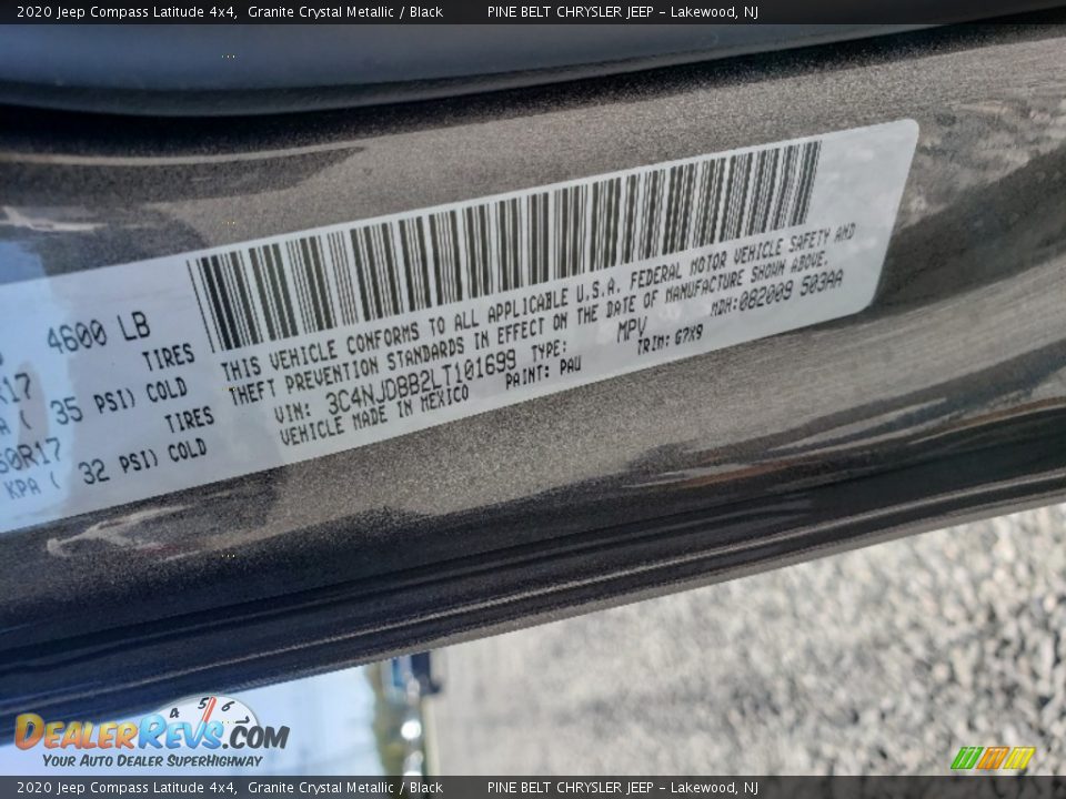 2020 Jeep Compass Latitude 4x4 Granite Crystal Metallic / Black Photo #9