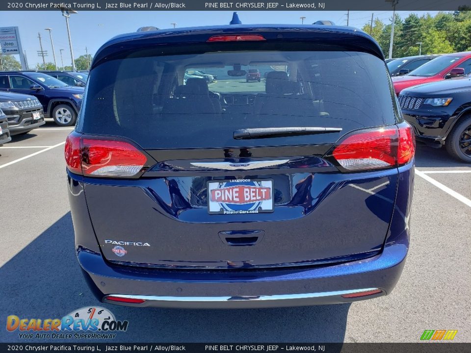 2020 Chrysler Pacifica Touring L Jazz Blue Pearl / Alloy/Black Photo #5