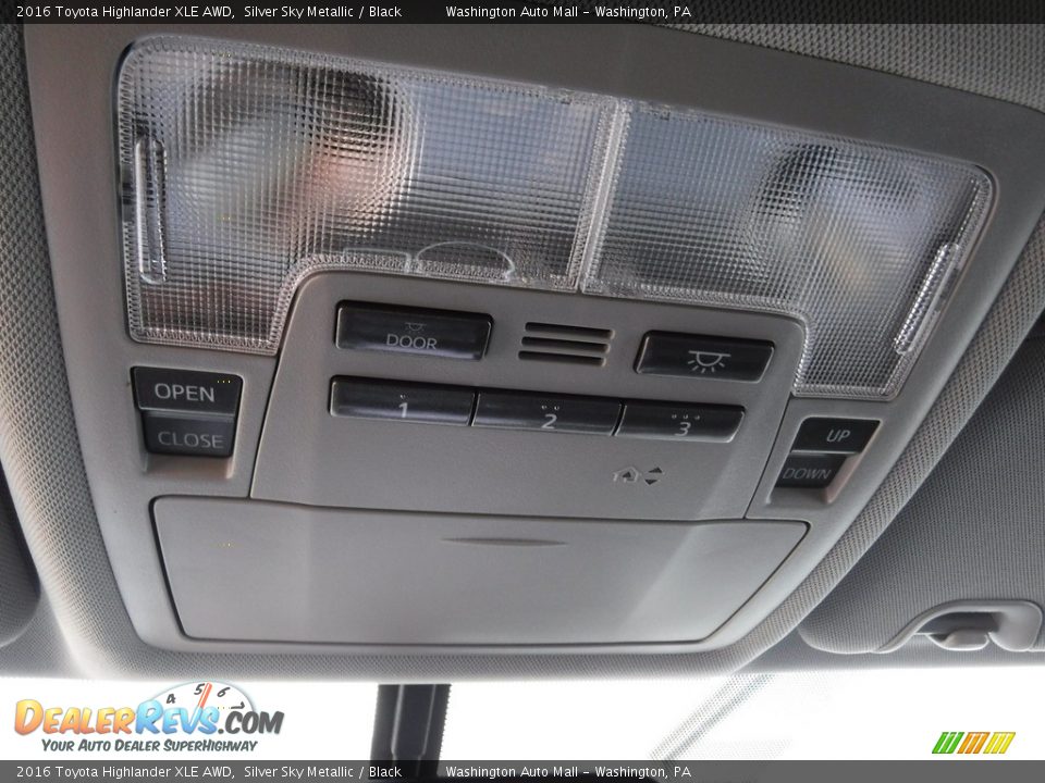 2016 Toyota Highlander XLE AWD Silver Sky Metallic / Black Photo #22