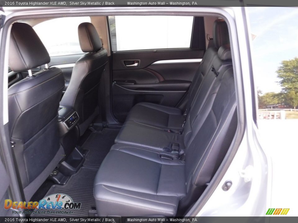 2016 Toyota Highlander XLE AWD Silver Sky Metallic / Black Photo #23