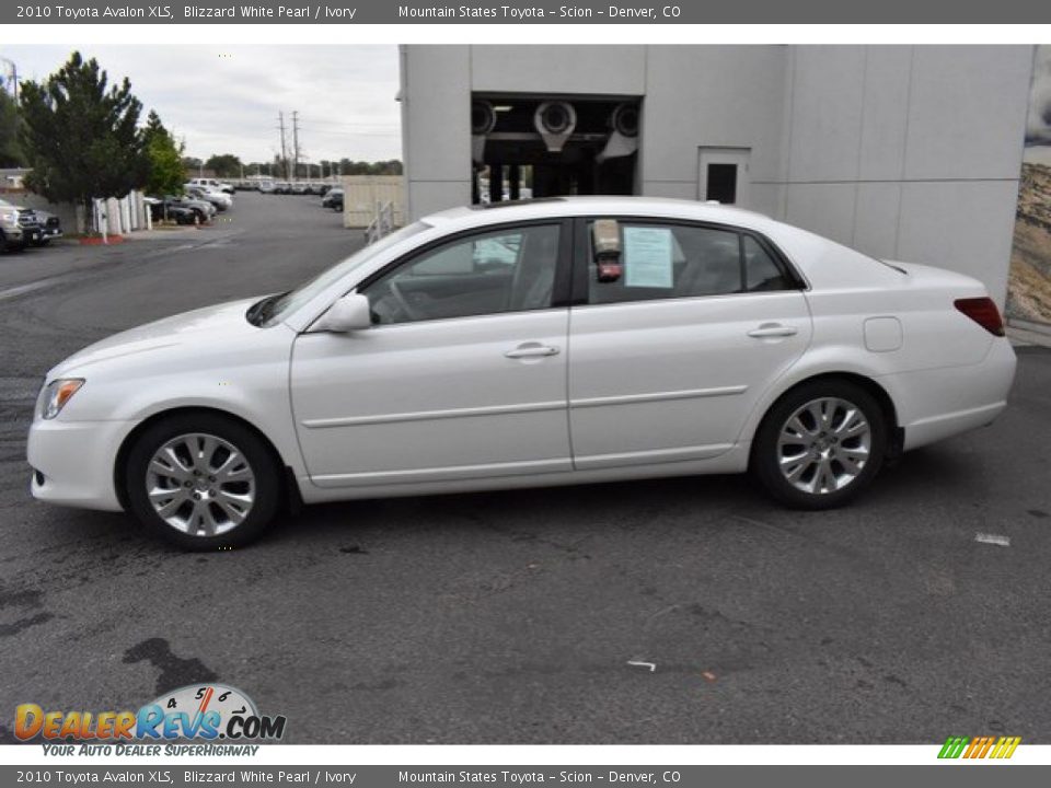 2010 Toyota Avalon XLS Blizzard White Pearl / Ivory Photo #3