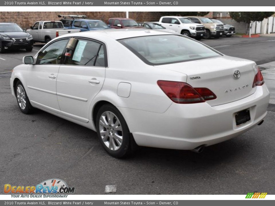 2010 Toyota Avalon XLS Blizzard White Pearl / Ivory Photo #4