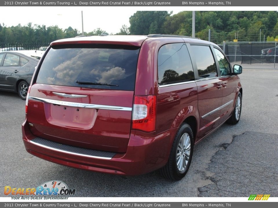 2013 Chrysler Town & Country Touring - L Deep Cherry Red Crystal Pearl / Black/Light Graystone Photo #5