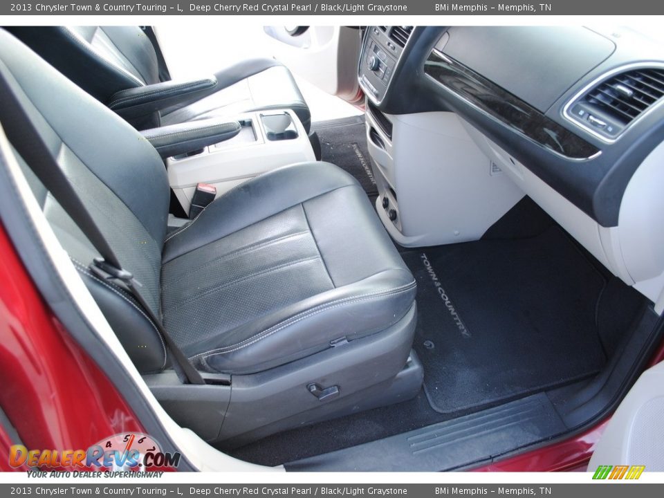 2013 Chrysler Town & Country Touring - L Deep Cherry Red Crystal Pearl / Black/Light Graystone Photo #28