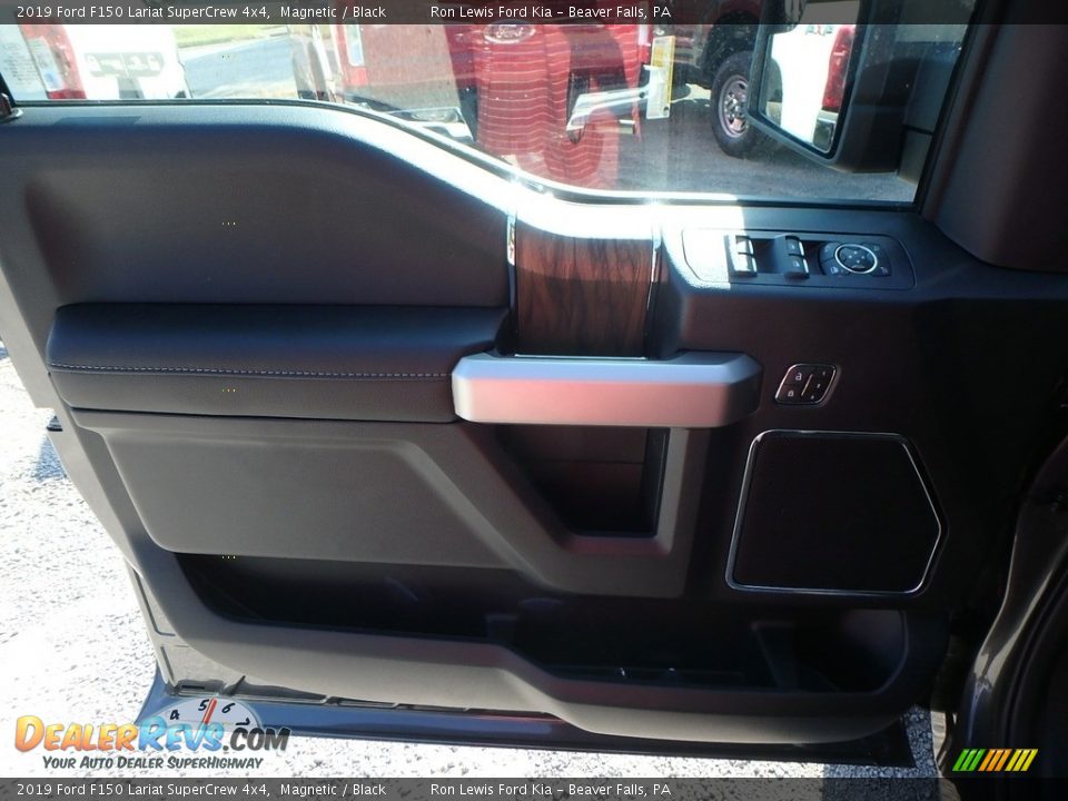 2019 Ford F150 Lariat SuperCrew 4x4 Magnetic / Black Photo #14