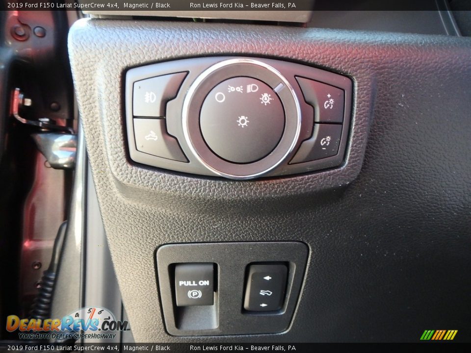 2019 Ford F150 Lariat SuperCrew 4x4 Magnetic / Black Photo #16