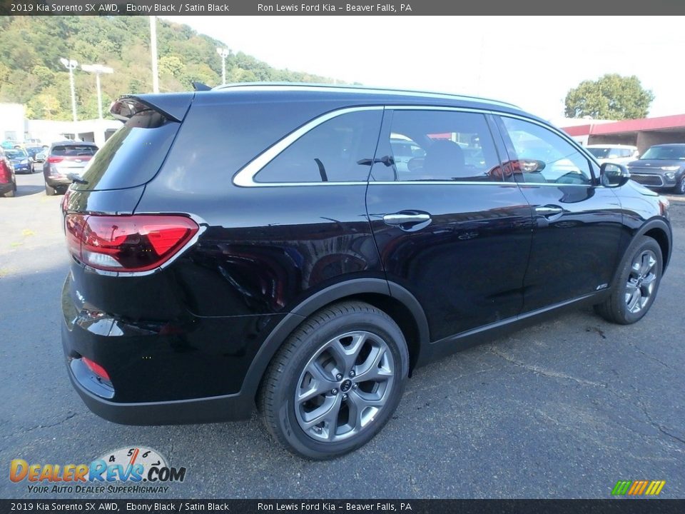 2019 Kia Sorento SX AWD Ebony Black / Satin Black Photo #2