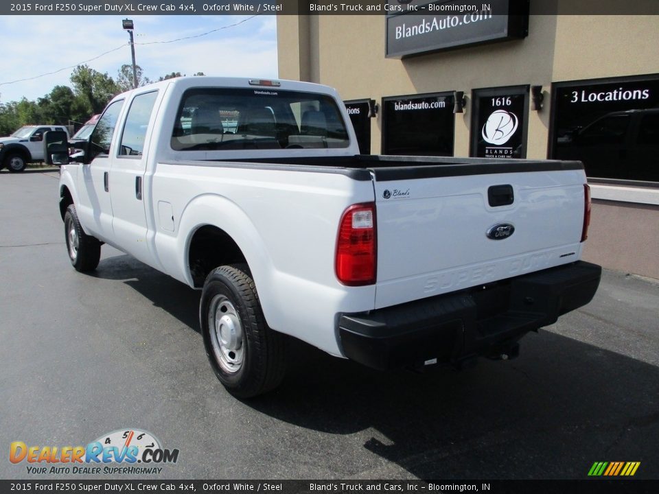 2015 Ford F250 Super Duty XL Crew Cab 4x4 Oxford White / Steel Photo #3
