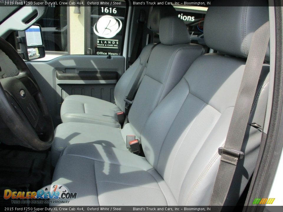 2015 Ford F250 Super Duty XL Crew Cab 4x4 Oxford White / Steel Photo #7