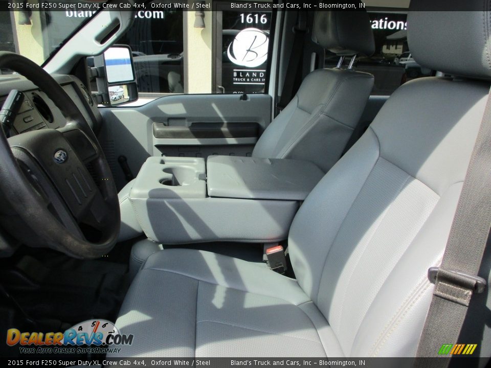 2015 Ford F250 Super Duty XL Crew Cab 4x4 Oxford White / Steel Photo #8