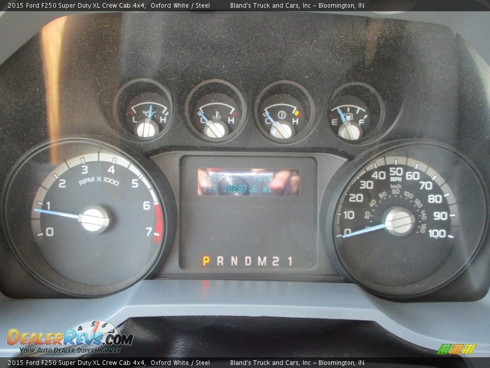 2015 Ford F250 Super Duty XL Crew Cab 4x4 Oxford White / Steel Photo #11
