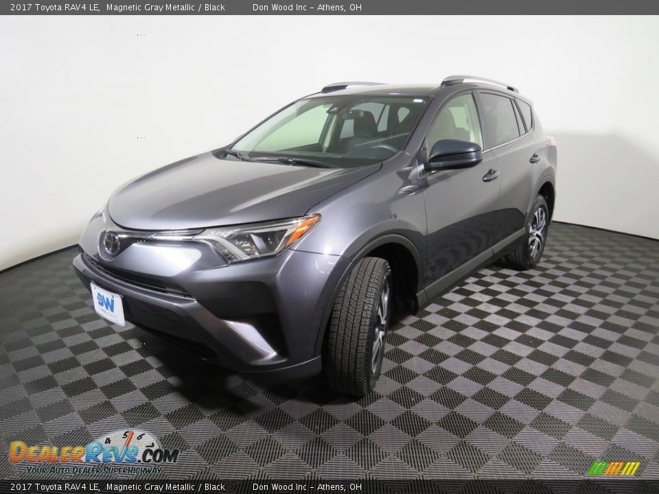 2017 Toyota RAV4 LE Magnetic Gray Metallic / Black Photo #8