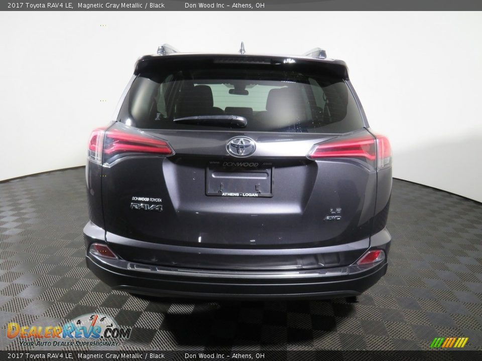 2017 Toyota RAV4 LE Magnetic Gray Metallic / Black Photo #12