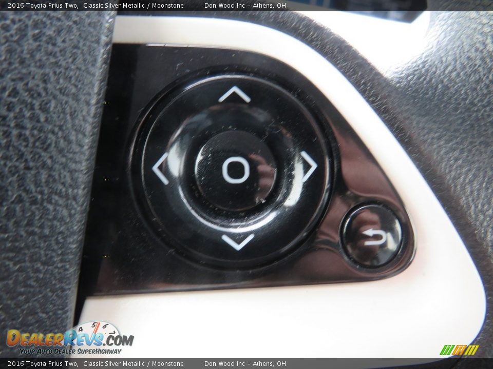 2016 Toyota Prius Two Classic Silver Metallic / Moonstone Photo #22