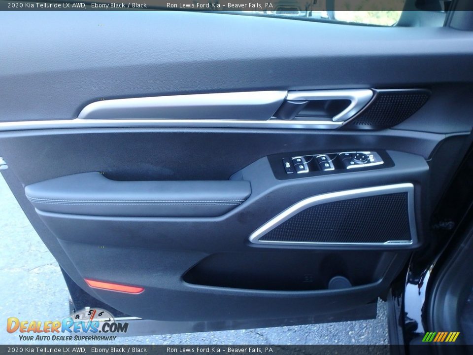 Door Panel of 2020 Kia Telluride LX AWD Photo #15