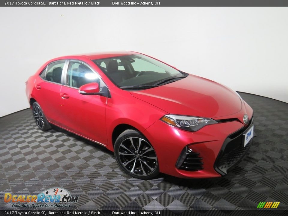 2017 Toyota Corolla SE Barcelona Red Metalic / Black Photo #3