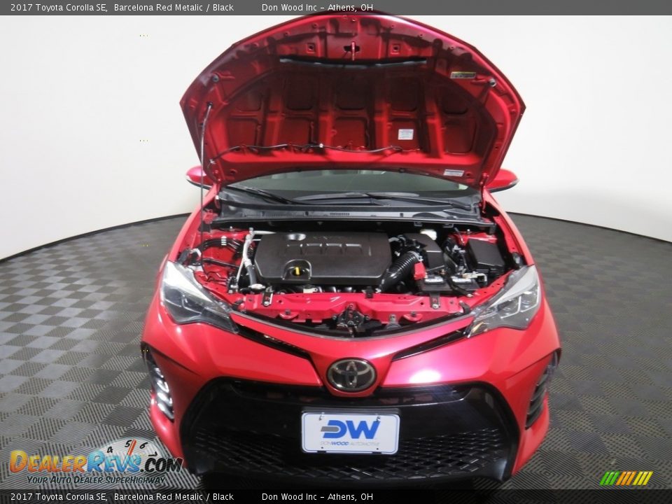 2017 Toyota Corolla SE Barcelona Red Metalic / Black Photo #6