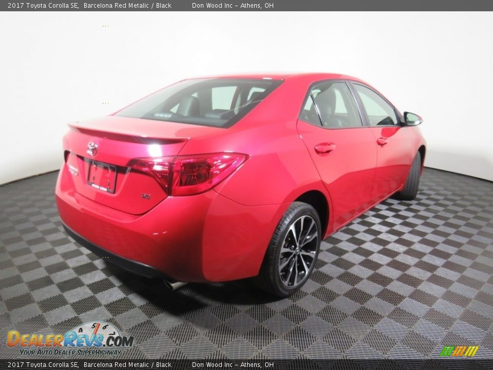 2017 Toyota Corolla SE Barcelona Red Metalic / Black Photo #15