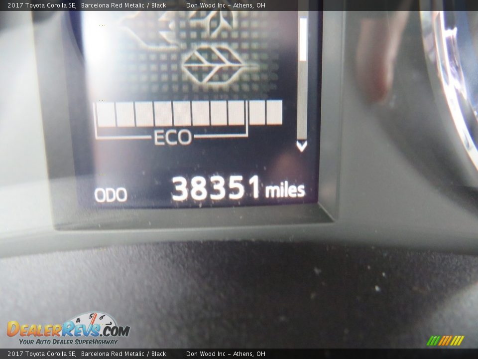2017 Toyota Corolla SE Barcelona Red Metalic / Black Photo #20