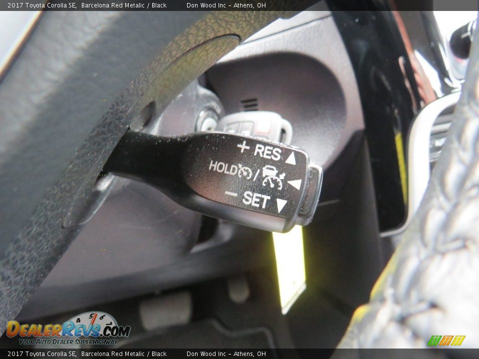 2017 Toyota Corolla SE Barcelona Red Metalic / Black Photo #23
