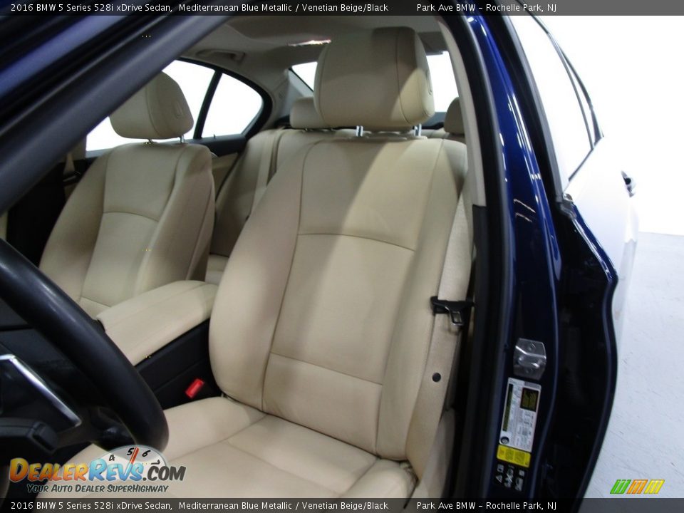 2016 BMW 5 Series 528i xDrive Sedan Mediterranean Blue Metallic / Venetian Beige/Black Photo #8