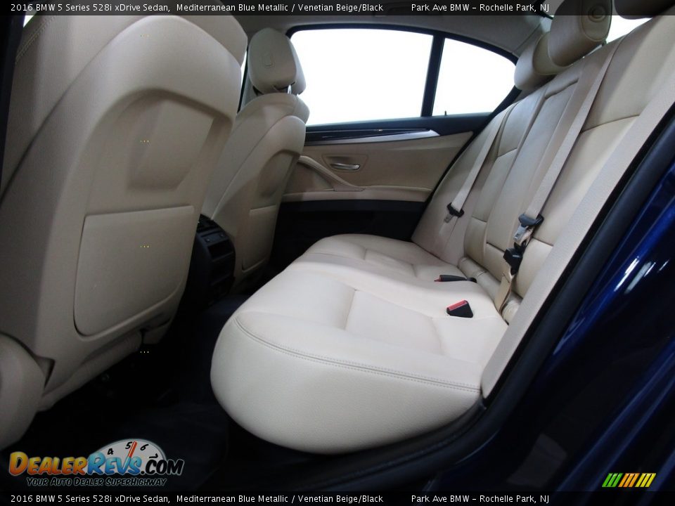 2016 BMW 5 Series 528i xDrive Sedan Mediterranean Blue Metallic / Venetian Beige/Black Photo #12