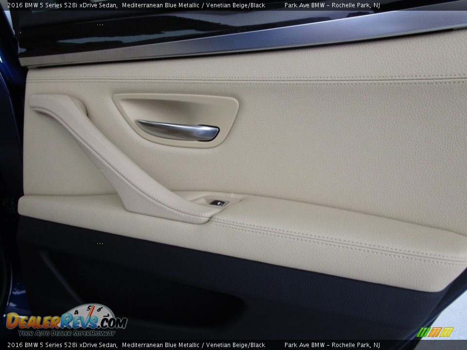 2016 BMW 5 Series 528i xDrive Sedan Mediterranean Blue Metallic / Venetian Beige/Black Photo #16