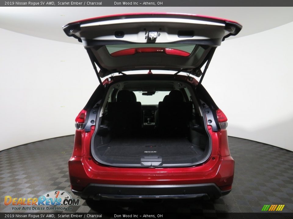 2019 Nissan Rogue SV AWD Scarlet Ember / Charcoal Photo #13