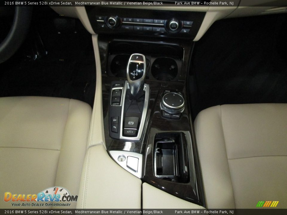 2016 BMW 5 Series 528i xDrive Sedan Mediterranean Blue Metallic / Venetian Beige/Black Photo #28