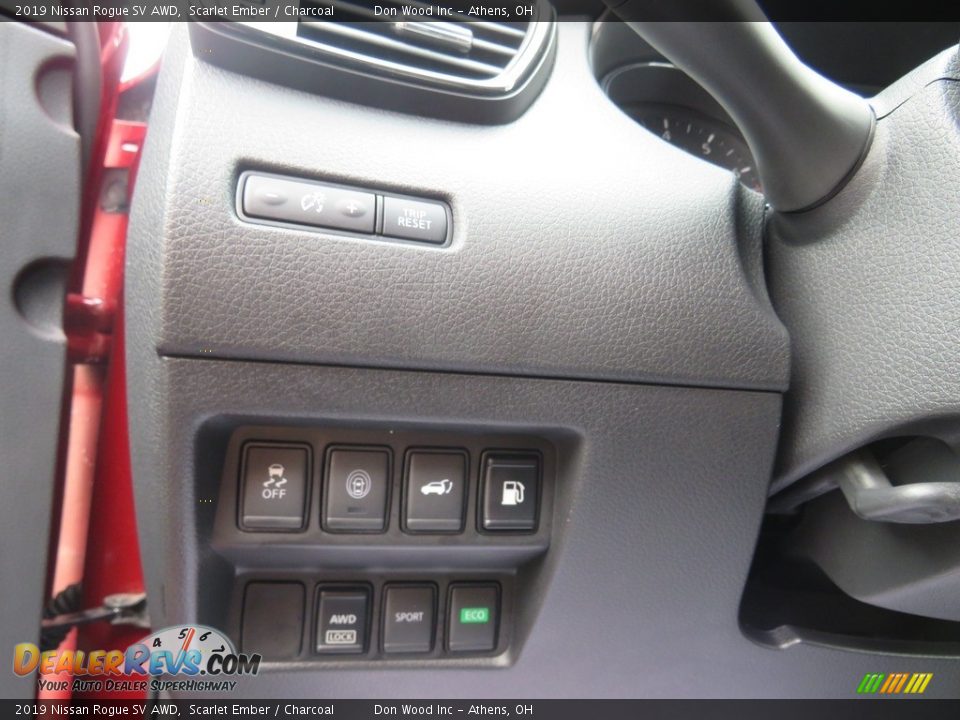 2019 Nissan Rogue SV AWD Scarlet Ember / Charcoal Photo #19