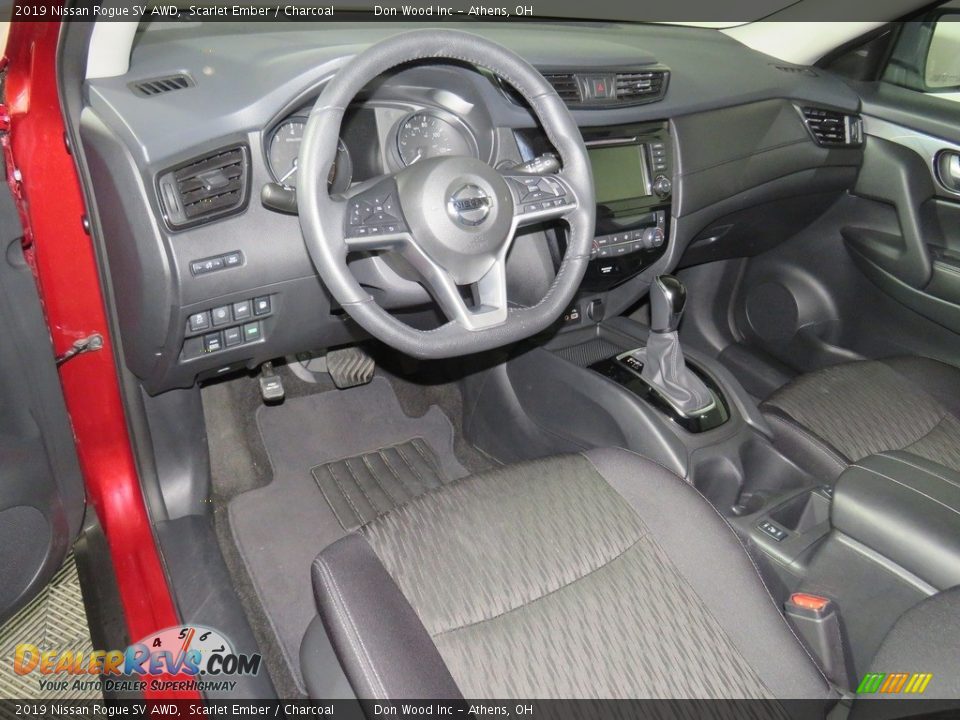 2019 Nissan Rogue SV AWD Scarlet Ember / Charcoal Photo #31
