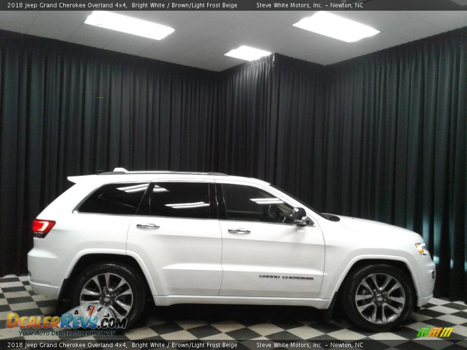 2018 Jeep Grand Cherokee Overland 4x4 Bright White / Brown/Light Frost Beige Photo #5