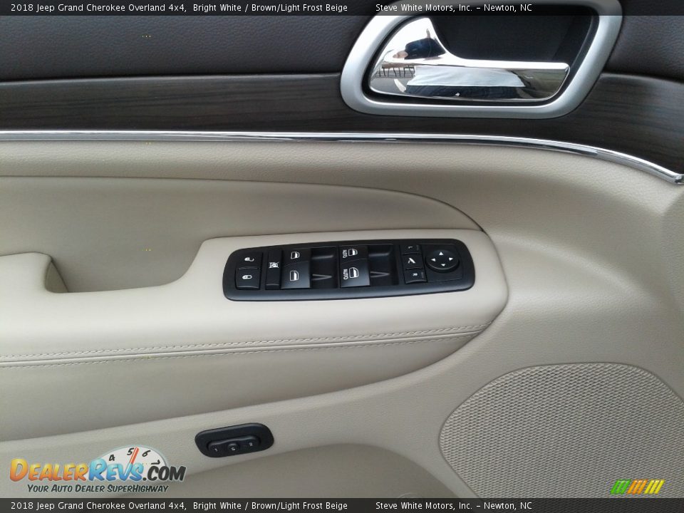 2018 Jeep Grand Cherokee Overland 4x4 Bright White / Brown/Light Frost Beige Photo #9