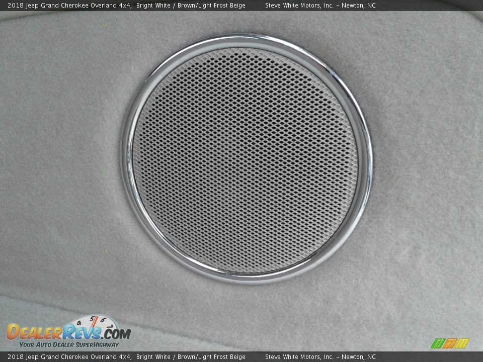 2018 Jeep Grand Cherokee Overland 4x4 Bright White / Brown/Light Frost Beige Photo #15